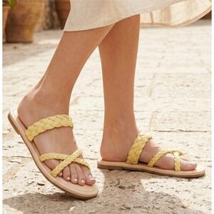 Universal Thread Hilda Braided Strappy Sandals Yellow Size 6